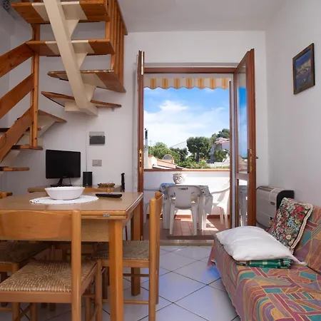 Appartamentino A Marcelli, Con Terrazzo E Posto Auto - M291