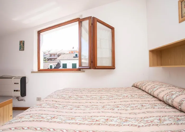 Appartamentino A Marcelli, Con Terrazzo E Posto Auto - M291 * Marcelli